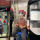 Pakai Kacamata VR/AR, Pria Kerja di Dalam MRT Ini Viral