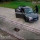 Video CCTV Pasangan Saling Lari untuk Duluan Buka Pintu Mobil Ini Bikin Baper