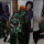 Bikin Haru, Anggota TNI Ini Sujud di Kaki Sang Ibu karena Setahun Tak Bertemu